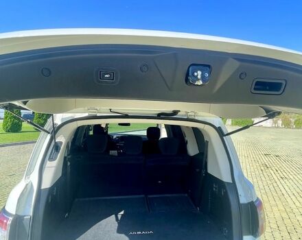 Белый Ниссан Армада, объемом двигателя 5.6 л и пробегом 0 тыс. км за 27500 $, фото 12 на Automoto.ua