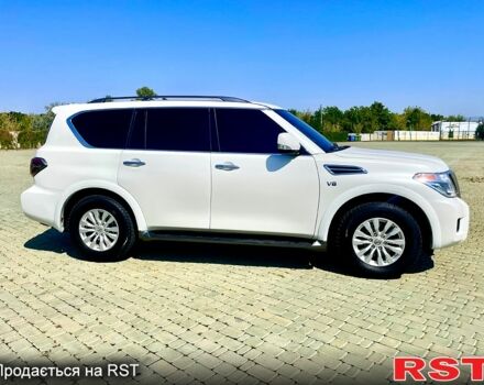 Белый Ниссан Армада, объемом двигателя 5.6 л и пробегом 0 тыс. км за 27500 $, фото 5 на Automoto.ua