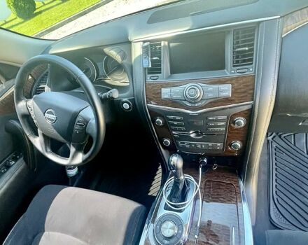 Белый Ниссан Армада, объемом двигателя 5.6 л и пробегом 0 тыс. км за 27500 $, фото 10 на Automoto.ua