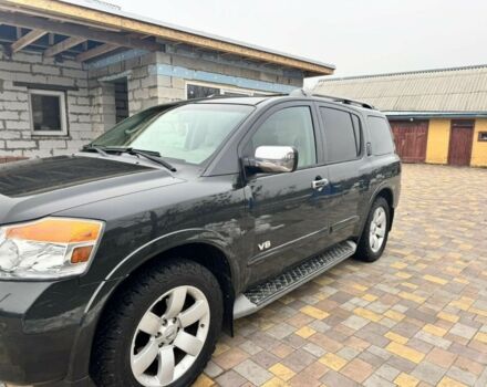 Черный Ниссан Армада, объемом двигателя 5.6 л и пробегом 150 тыс. км за 12800 $, фото 4 на Automoto.ua