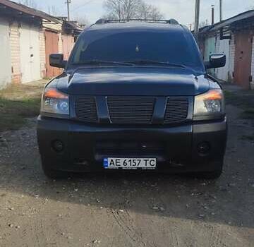 Черный Ниссан Армада, объемом двигателя 5.6 л и пробегом 300 тыс. км за 8500 $, фото 24 на Automoto.ua