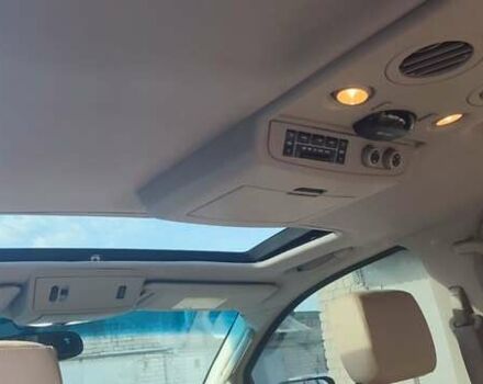 Черный Ниссан Армада, объемом двигателя 5.6 л и пробегом 300 тыс. км за 8500 $, фото 16 на Automoto.ua