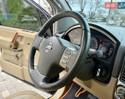 Черный Ниссан Армада, объемом двигателя 5.6 л и пробегом 267 тыс. км за 10999 $, фото 56 на Automoto.ua