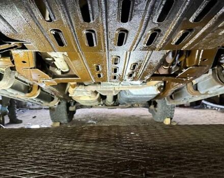 Черный Ниссан Армада, объемом двигателя 5.6 л и пробегом 267 тыс. км за 10999 $, фото 83 на Automoto.ua