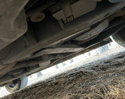 Черный Ниссан Армада, объемом двигателя 5.6 л и пробегом 264 тыс. км за 10500 $, фото 6 на Automoto.ua