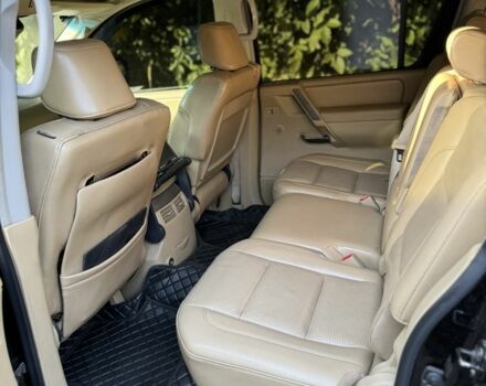 Чорний Ніссан Armada, об'ємом двигуна 5.6 л та пробігом 230 тис. км за 12500 $, фото 9 на Automoto.ua