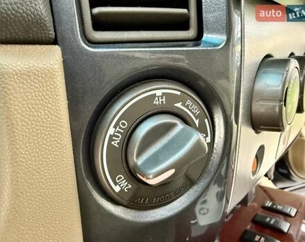 Черный Ниссан Армада, объемом двигателя 5.6 л и пробегом 267 тыс. км за 10999 $, фото 44 на Automoto.ua