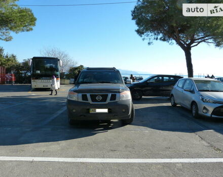 Черный Ниссан Армада, объемом двигателя 5.56 л и пробегом 191 тыс. км за 14999 $, фото 36 на Automoto.ua