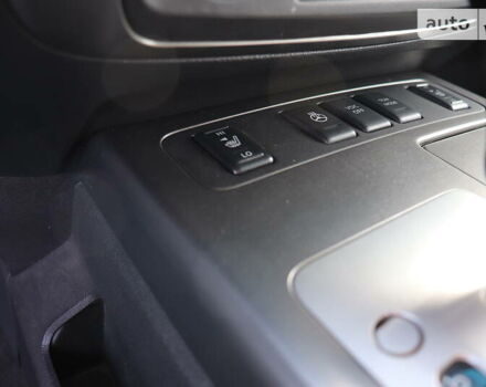 Черный Ниссан Армада, объемом двигателя 5.56 л и пробегом 191 тыс. км за 14999 $, фото 22 на Automoto.ua