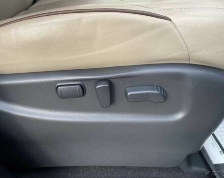 Коричневый Ниссан Армада, объемом двигателя 5.6 л и пробегом 49 тыс. км за 13200 $, фото 11 на Automoto.ua