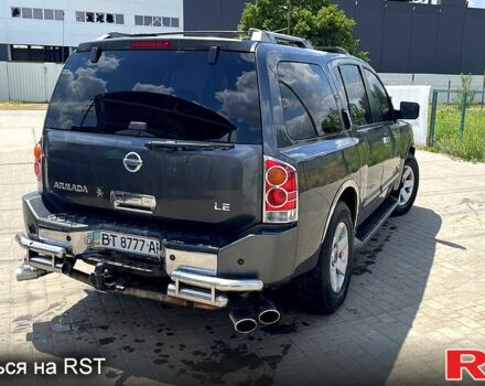 Сірий Ніссан Armada, об'ємом двигуна 5.6 л та пробігом 312 тис. км за 5600 $, фото 3 на Automoto.ua