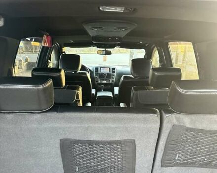 Серый Ниссан Армада, объемом двигателя 5.55 л и пробегом 135 тыс. км за 18450 $, фото 22 на Automoto.ua