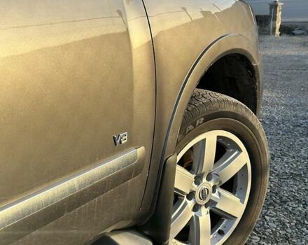 Серый Ниссан Армада, объемом двигателя 5.55 л и пробегом 135 тыс. км за 18450 $, фото 9 на Automoto.ua