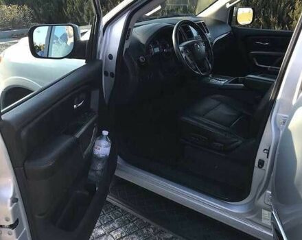 Ниссан Армада 2014 в Одессе на Automoto.ua Серый Ниссан Армада, объемом двигателя 5.6 л и пробегом 232 тыс. км за 15500 $, фото 6 на Automoto.ua