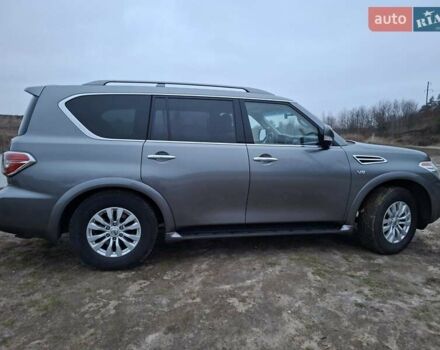 Серый Ниссан Армада, объемом двигателя 5.55 л и пробегом 179 тыс. км за 28500 $, фото 4 на Automoto.ua