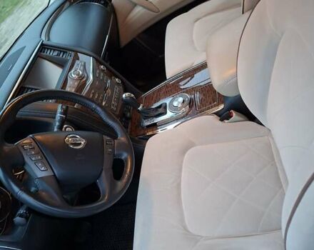 Серый Ниссан Армада, объемом двигателя 5.55 л и пробегом 179 тыс. км за 28500 $, фото 8 на Automoto.ua