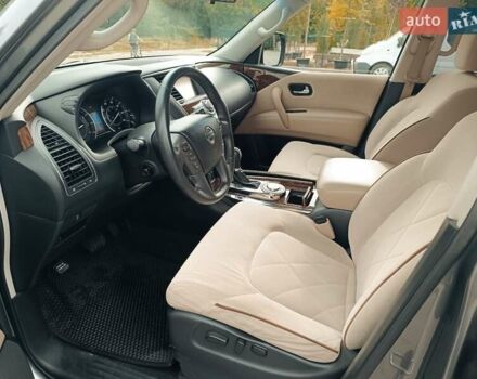 Серый Ниссан Армада, объемом двигателя 5.6 л и пробегом 172 тыс. км за 18800 $, фото 31 на Automoto.ua
