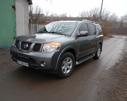 Сірий Ніссан Armada, об'ємом двигуна 5.6 л та пробігом 257 тис. км за 16200 $, фото 1 на Automoto.ua