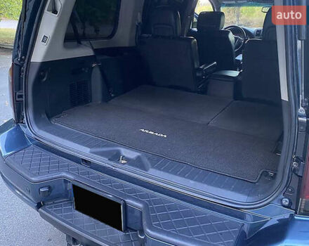 Синій Ніссан Armada, об'ємом двигуна 5.55 л та пробігом 126 тис. км за 15000 $, фото 19 на Automoto.ua