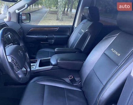 Синій Ніссан Armada, об'ємом двигуна 5.55 л та пробігом 126 тис. км за 15000 $, фото 8 на Automoto.ua