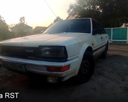 Білий Ніссан Блюберд, об'ємом двигуна 2 л та пробігом 200 тис. км за 1600 $, фото 1 на Automoto.ua