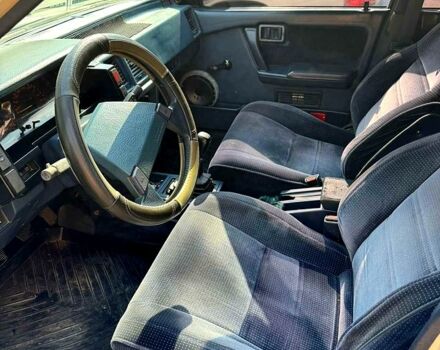 Білий Ніссан Блюберд, об'ємом двигуна 2 л та пробігом 230 тис. км за 1800 $, фото 7 на Automoto.ua