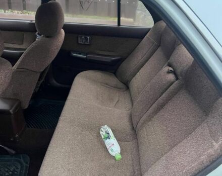 Белый Ниссан Блюберд, объемом двигателя 1.6 л и пробегом 3 тыс. км за 1400 $, фото 6 на Automoto.ua