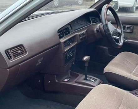 Белый Ниссан Блюберд, объемом двигателя 1.6 л и пробегом 320 тыс. км за 600 $, фото 4 на Automoto.ua