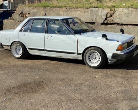 Белый Ниссан Блюберд, объемом двигателя 1.8 л и пробегом 5 тыс. км за 800 $, фото 2 на Automoto.ua