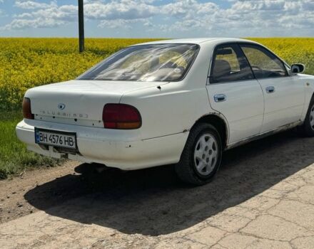 Белый Ниссан Блюберд, объемом двигателя 1.8 л и пробегом 210 тыс. км за 2000 $, фото 4 на Automoto.ua