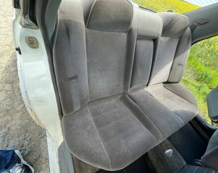 Белый Ниссан Блюберд, объемом двигателя 1.8 л и пробегом 210 тыс. км за 2000 $, фото 8 на Automoto.ua