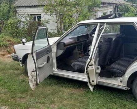 Білий Ніссан Блюберд, об'ємом двигуна 1.8 л та пробігом 198 тис. км за 700 $, фото 8 на Automoto.ua
