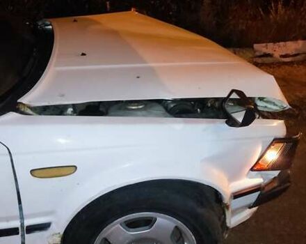 Білий Ніссан Блюберд, об'ємом двигуна 1.6 л та пробігом 258 тис. км за 1000 $, фото 1 на Automoto.ua