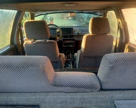 Білий Ніссан Блюберд, об'ємом двигуна 1.8 л та пробігом 62 тис. км за 500 $, фото 5 на Automoto.ua