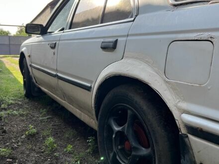 Ниссан Блюберд 1988 в Кривом Роге на Automoto.ua Белый Ниссан Блюберд, объемом двигателя 2 л и пробегом 20 тыс. км за 242 $, фото 1 на Automoto.ua