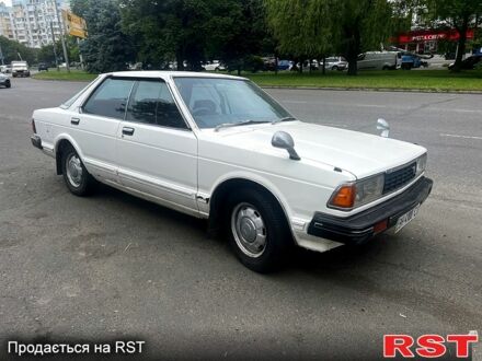 Ніссан Блюберд 1988 у Одесі на Automoto.ua Білий Ніссан Блюберд, об'ємом двигуна 2 л та пробігом 420 тис. км за 700 $, фото 1 на Automoto.ua