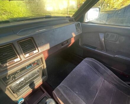 Коричневый Ниссан Блюберд, объемом двигателя 2 л и пробегом 341 тыс. км за 750 $, фото 2 на Automoto.ua