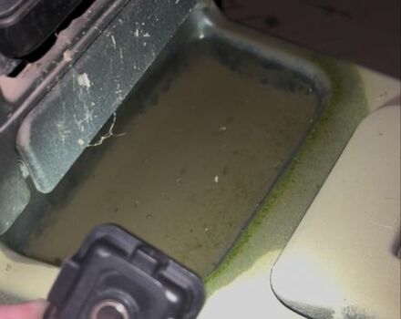 Коричневый Ниссан Блюберд, объемом двигателя 0 л и пробегом 100 тыс. км за 200 $, фото 1 на Automoto.ua