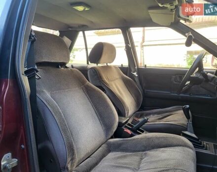 Красный Ниссан Блюберд, объемом двигателя 2 л и пробегом 455 тыс. км за 1700 $, фото 5 на Automoto.ua