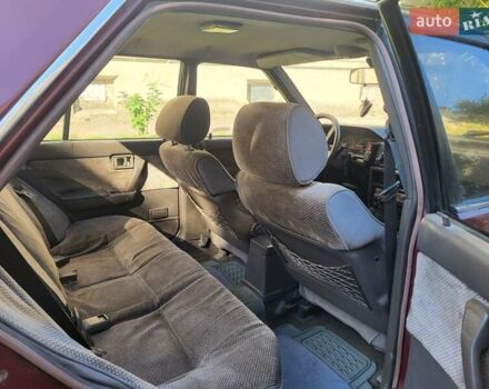 Красный Ниссан Блюберд, объемом двигателя 2 л и пробегом 455 тыс. км за 1700 $, фото 7 на Automoto.ua