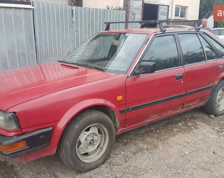 Красный Ниссан Блюберд, объемом двигателя 1.6 л и пробегом 380 тыс. км за 500 $, фото 2 на Automoto.ua