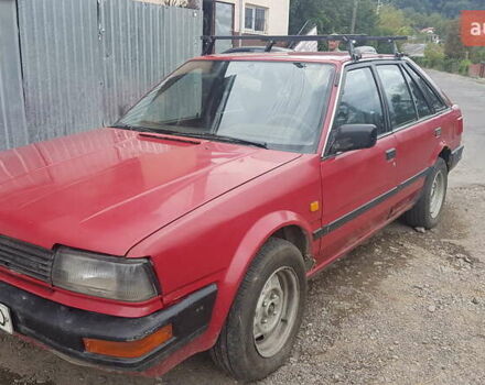 Красный Ниссан Блюберд, объемом двигателя 1.6 л и пробегом 380 тыс. км за 500 $, фото 1 на Automoto.ua