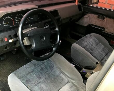Ниссан Блюберд, объемом двигателя 2 л и пробегом 473 тыс. км за 700 $, фото 2 на Automoto.ua