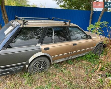 Желтый Ниссан Блюберд, объемом двигателя 2 л и пробегом 130 тыс. км за 900 $, фото 5 на Automoto.ua