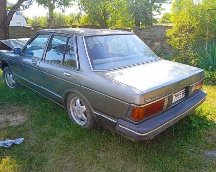 Серый Ниссан Блюберд, объемом двигателя 1.8 л и пробегом 160 тыс. км за 571 $, фото 1 на Automoto.ua