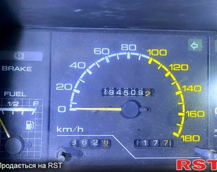 Сірий Ніссан Блюберд, об'ємом двигуна 1.8 л та пробігом 295 тис. км за 950 $, фото 6 на Automoto.ua