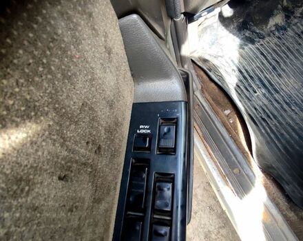 Серый Ниссан Блюберд, объемом двигателя 2 л и пробегом 250 тыс. км за 650 $, фото 1 на Automoto.ua