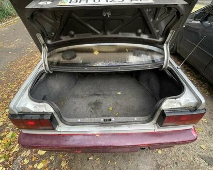 Серый Ниссан Блюберд, объемом двигателя 2 л и пробегом 250 тыс. км за 1600 $, фото 2 на Automoto.ua