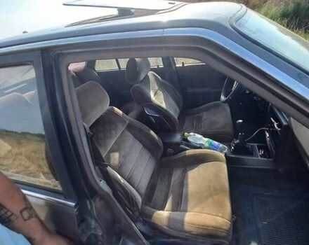 Сірий Ніссан Блюберд, об'ємом двигуна 2 л та пробігом 347 тис. км за 800 $, фото 2 на Automoto.ua