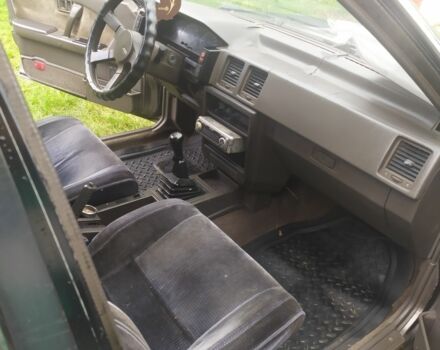 Серый Ниссан Блюберд, объемом двигателя 2 л и пробегом 500 тыс. км за 0 $, фото 3 на Automoto.ua